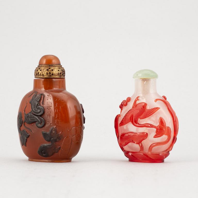 Two Chinese snuff bottles, early 20th century.