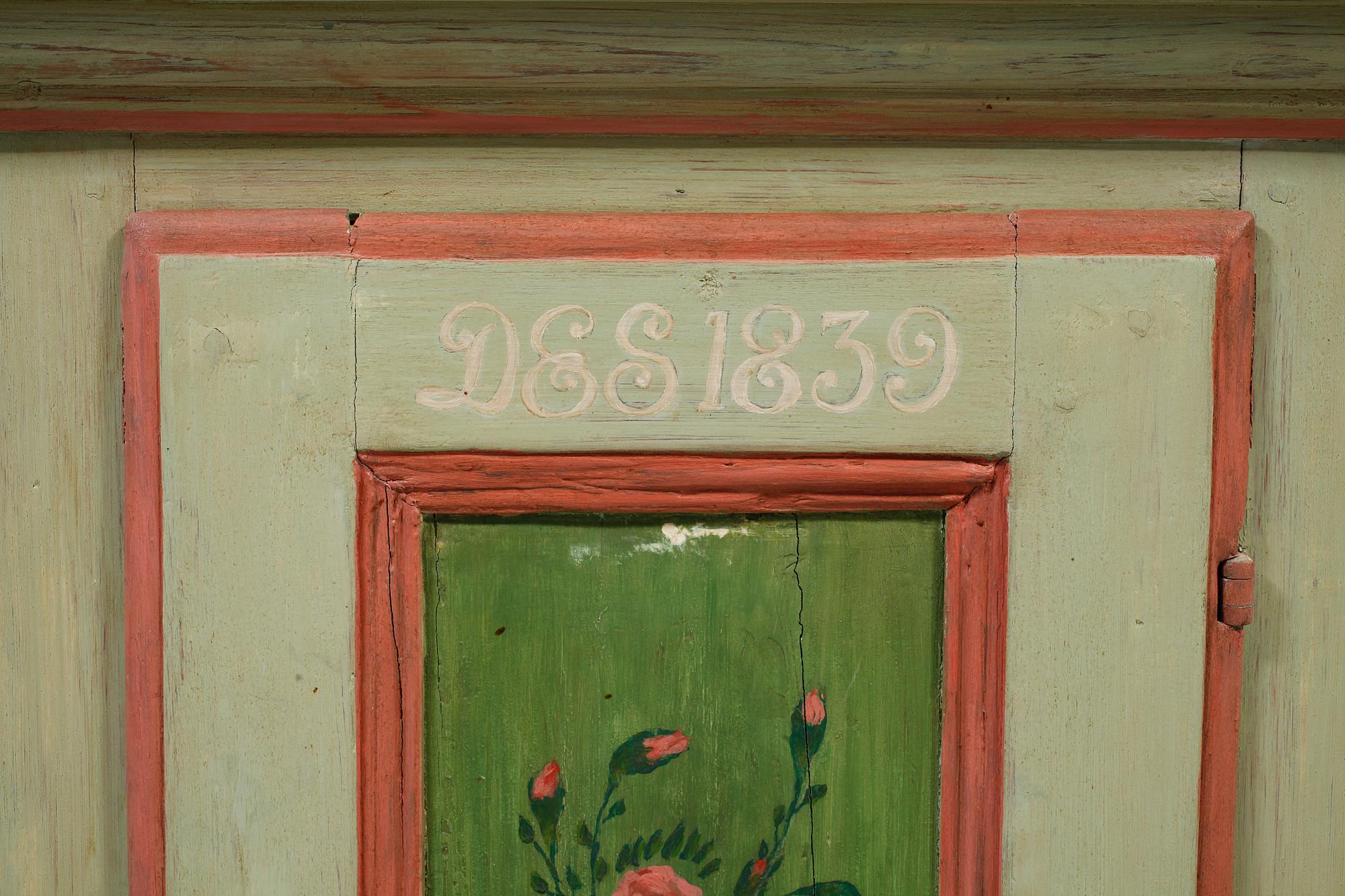 VÄGGSKÅP, allmoge, daterad 1839.