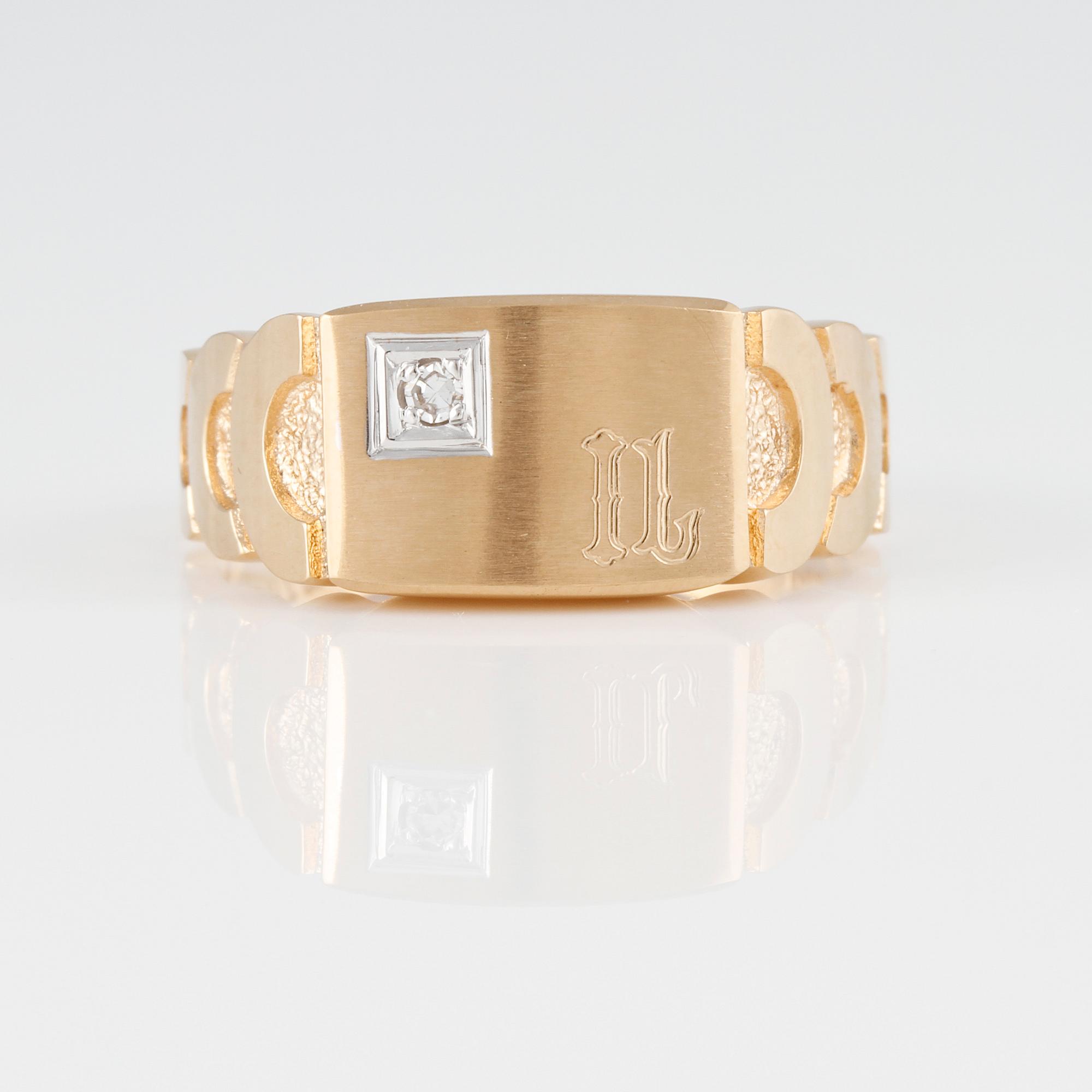 RING, 18K guld med åttkantslipad diamant 0.025 ct, importstämplad. Vikt 4,7 gram.
