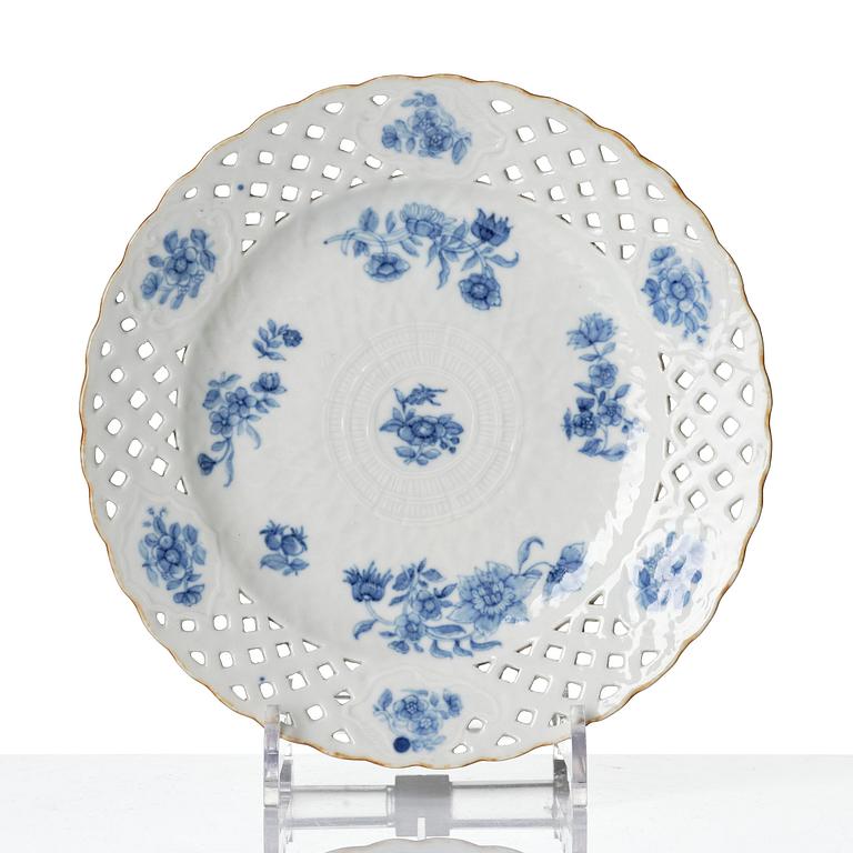 A set of 11 blue and white dessert plates, Qing dynasty, Qianlong (1736-95).
