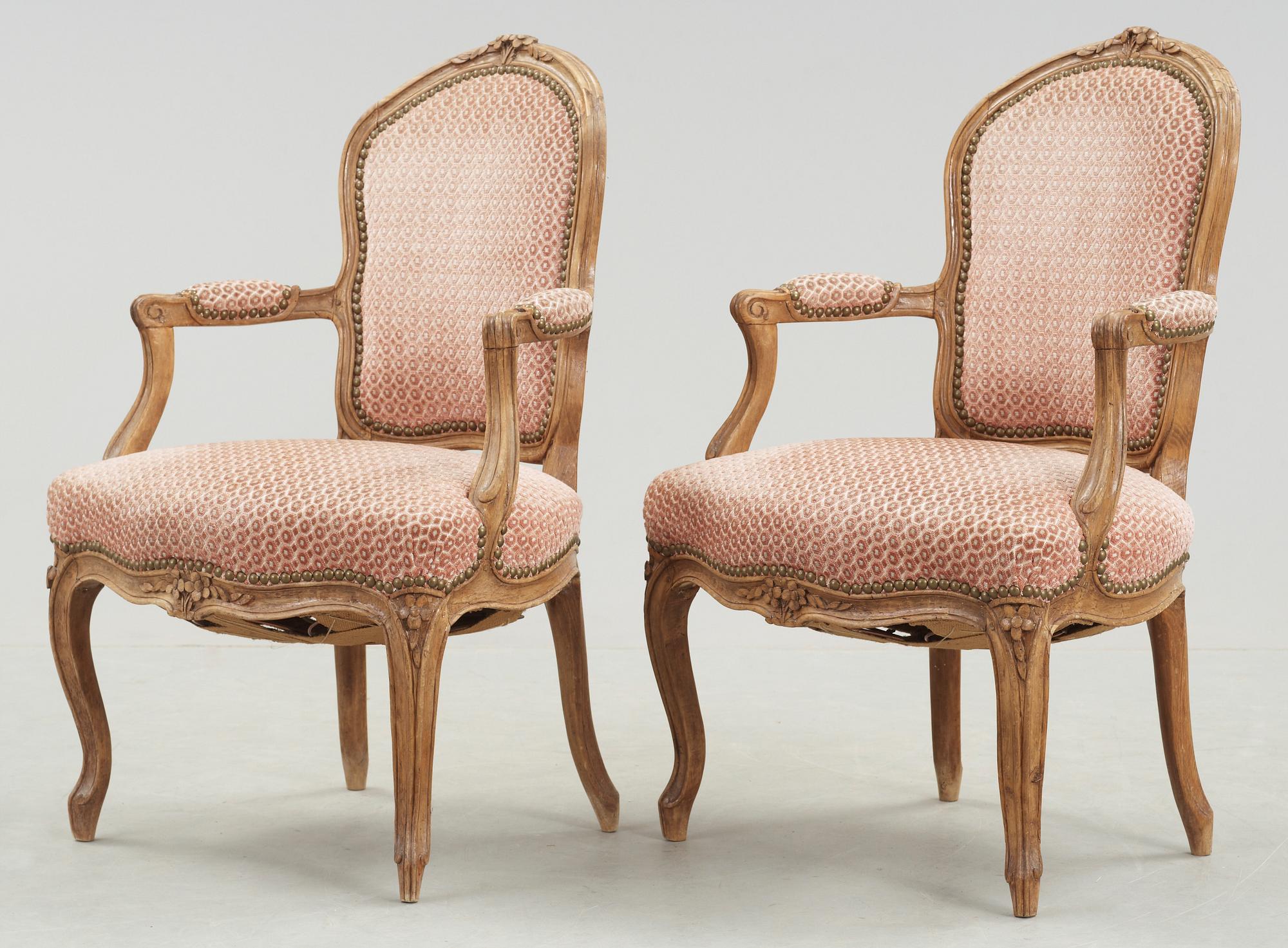 KARMSTOLAR, ett par, Louis XV, 1700-tal.