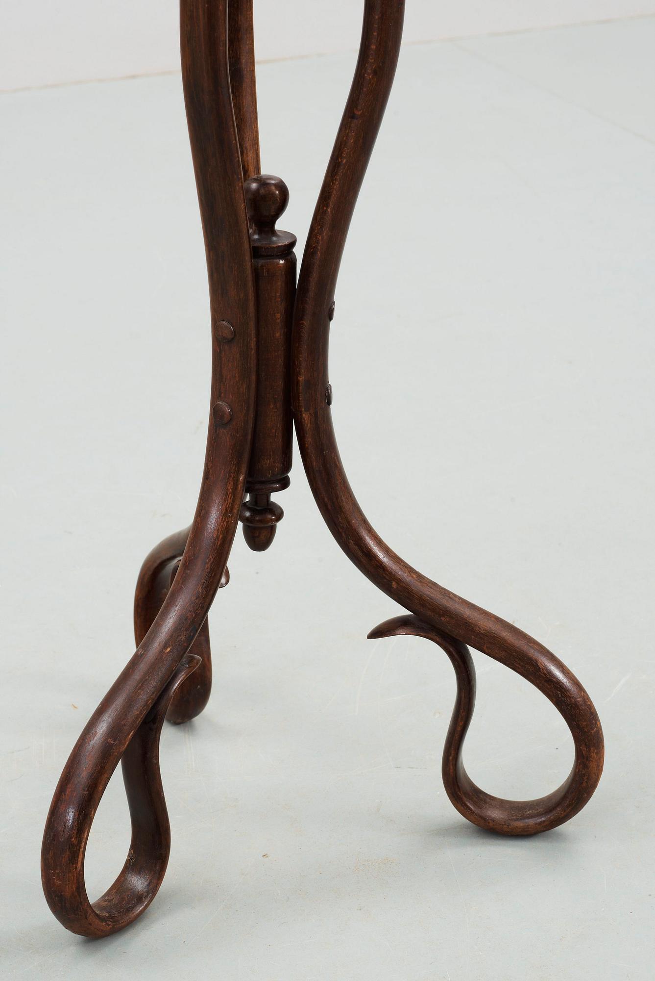 PIEDESTAL, Thonet-typ, sekelskiftet 1800/1900-tal.