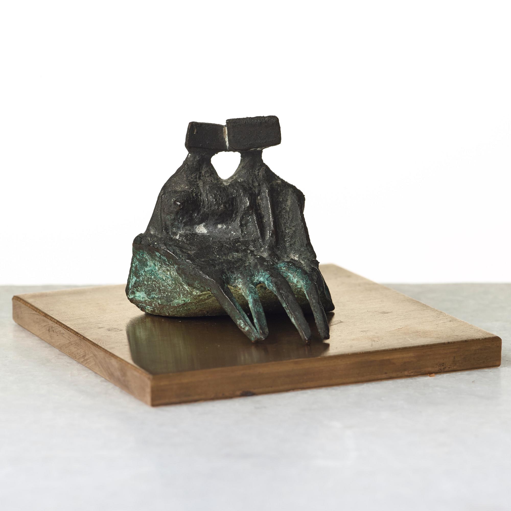 Lynn Chadwick, Sittande par.