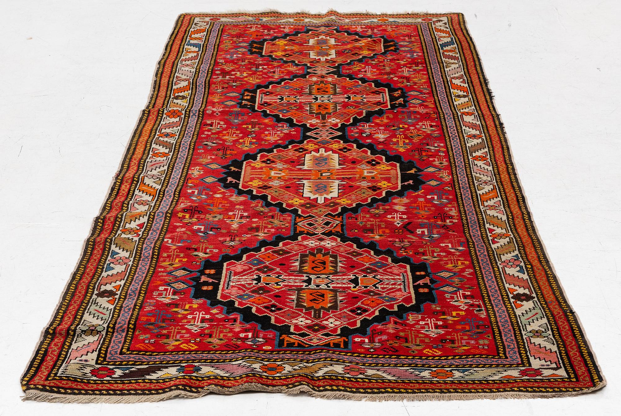 Gallerimatta, antik Karabagh, södra Kaukasus, ca 292 x 124 cm.