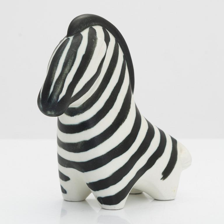 Taisto Kaasinen, A porcelain figurine, Arabia Finland.