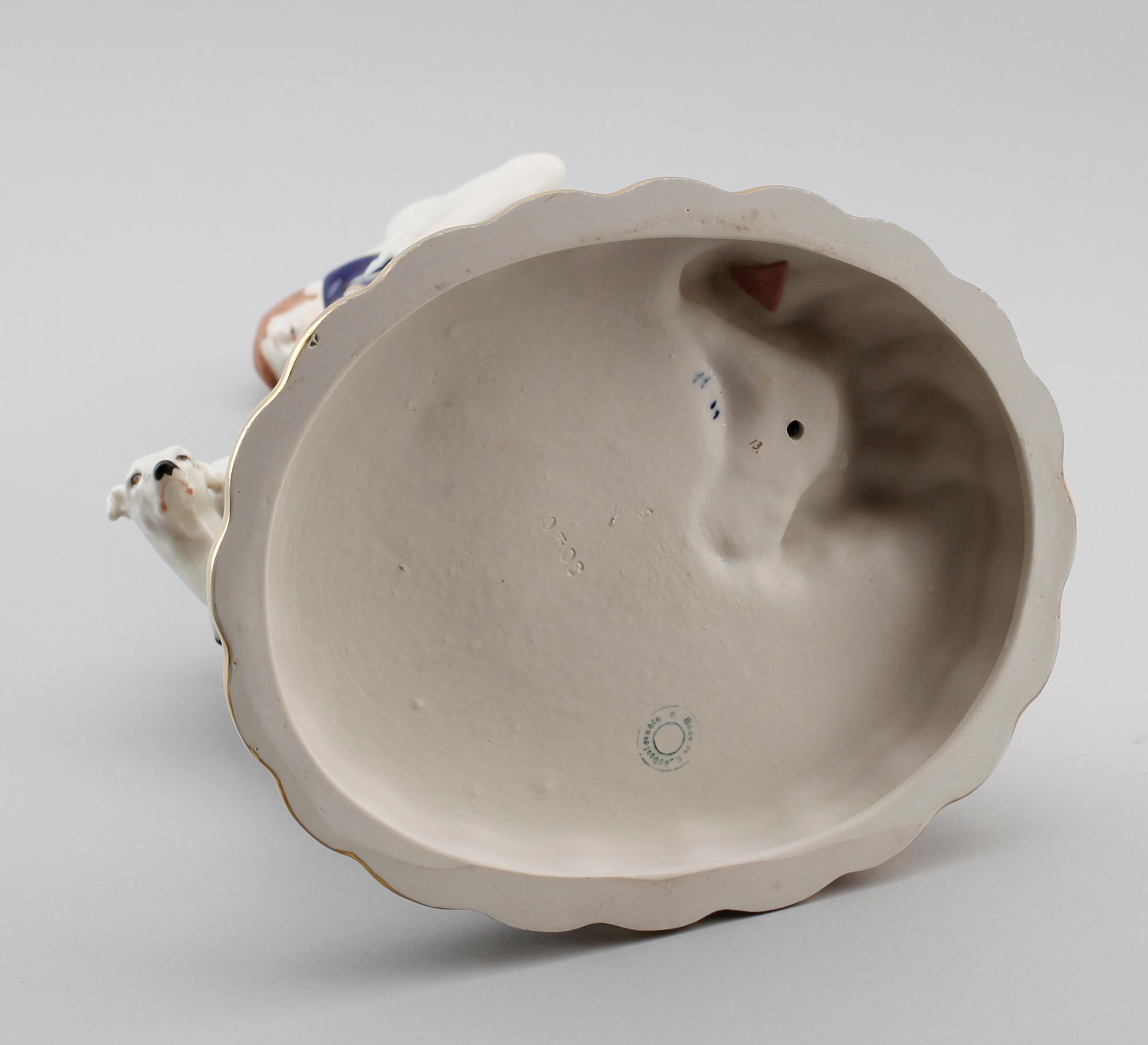 FIGUR, porslin, Royal Dux, 1900-talets mitt.