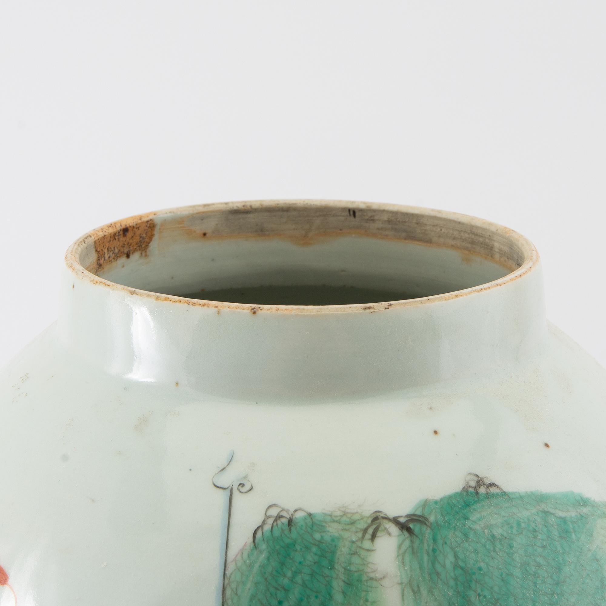 Lockurna Kina 1900-tal porslin.