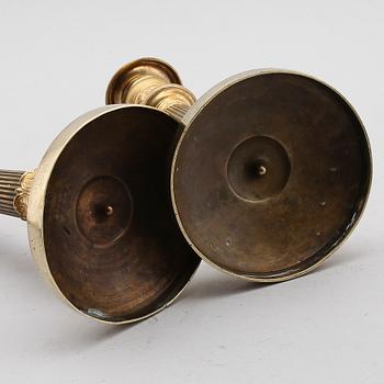 LJUSSTAKAR, 1 par, empire, förgylld brons, 1800-talets början.