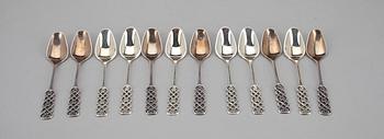 TESKEDAR, 12 st. 813 silver. David Andersen, Oslo, Norge 1950/60 l. Vikt129 g.