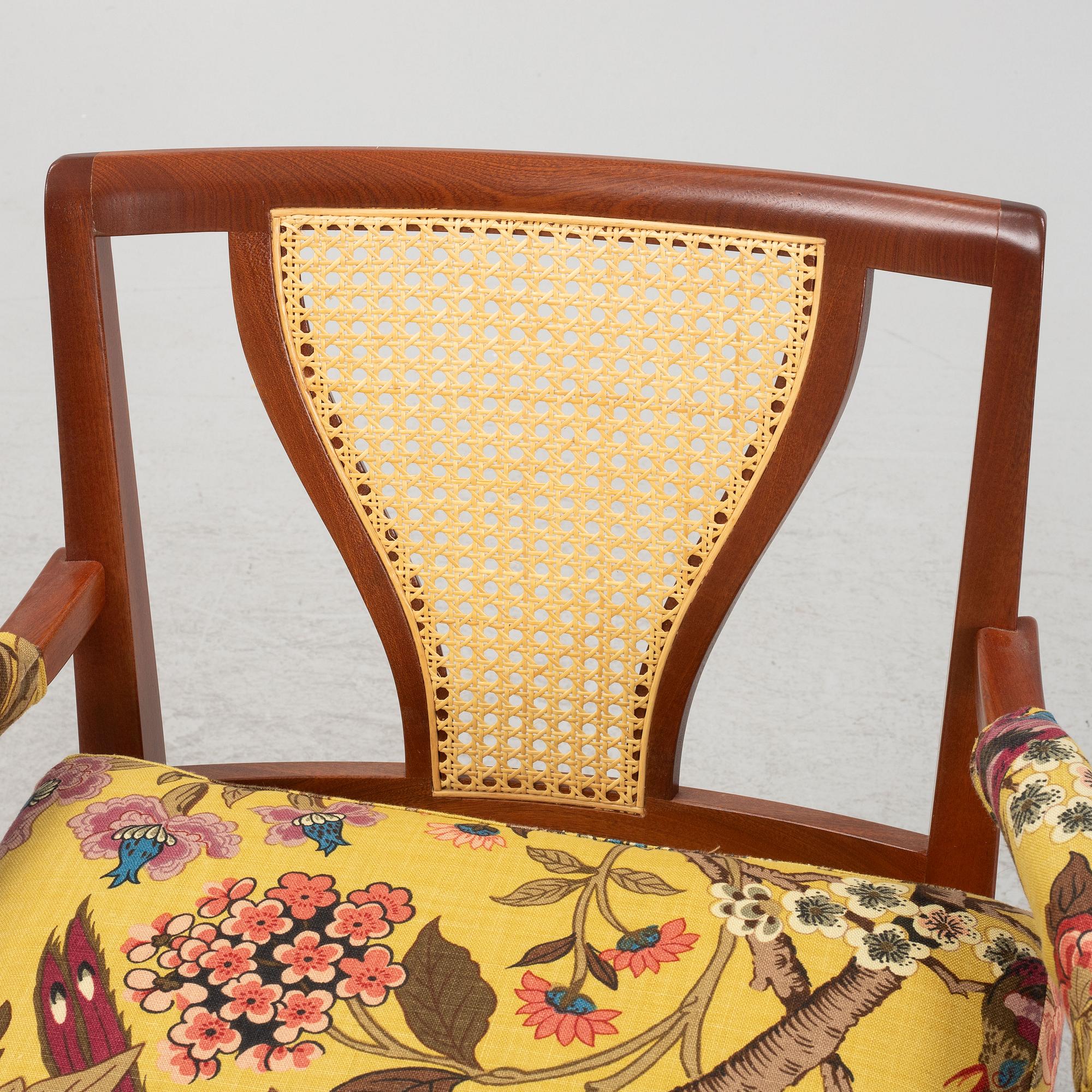 Josef Frank, karmstol, modell 969, Firma Svenskt Tenn.