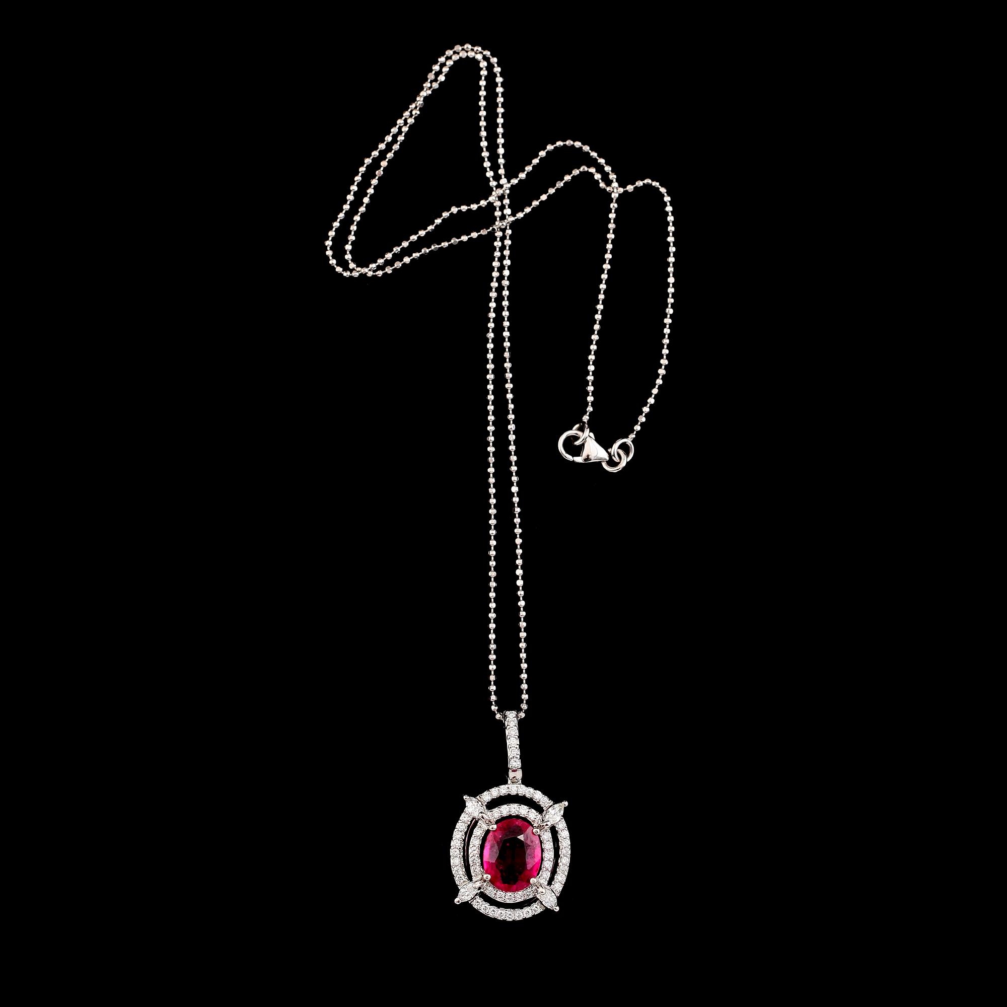 HÄNGE MED KEDJA, 18K vitguld, rubin, briljantslipade diamanter.