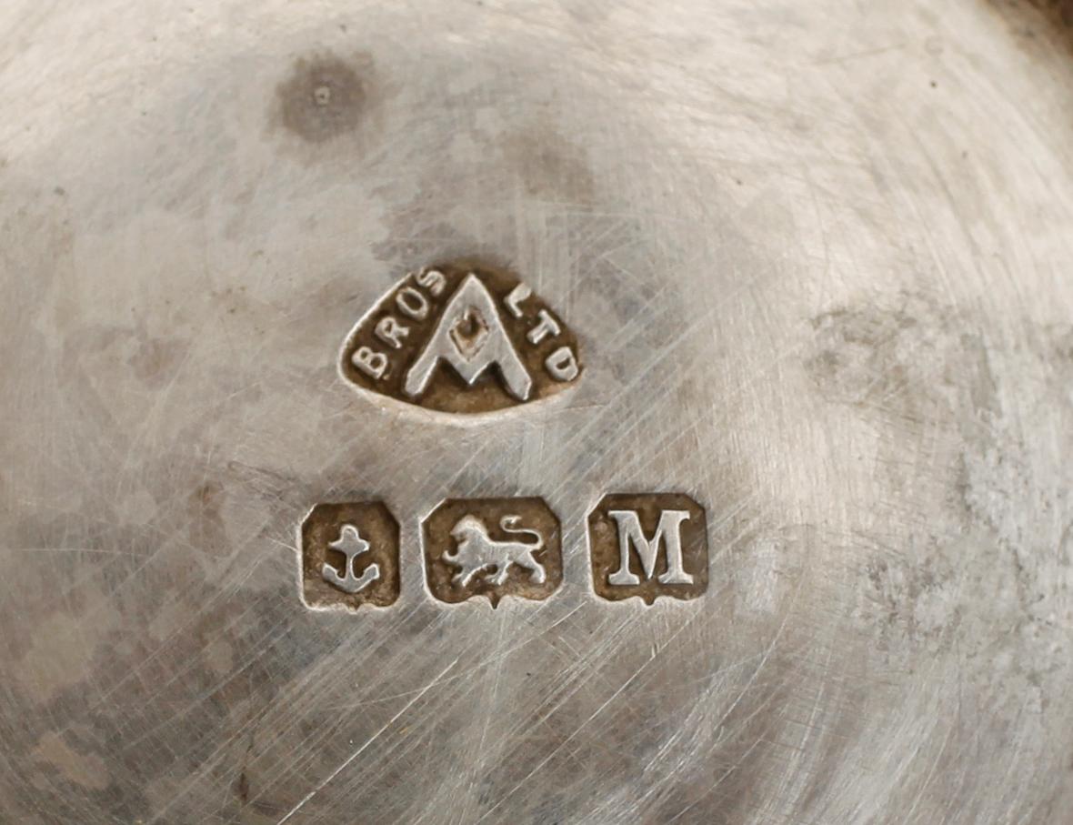 SILVERFÖREMÅL, 5 delar, 1800-/1900-tal.