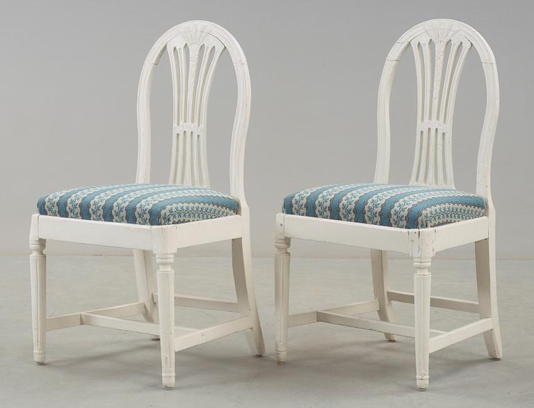 STOLAR, ett par, gustavianska, omkring 1800.