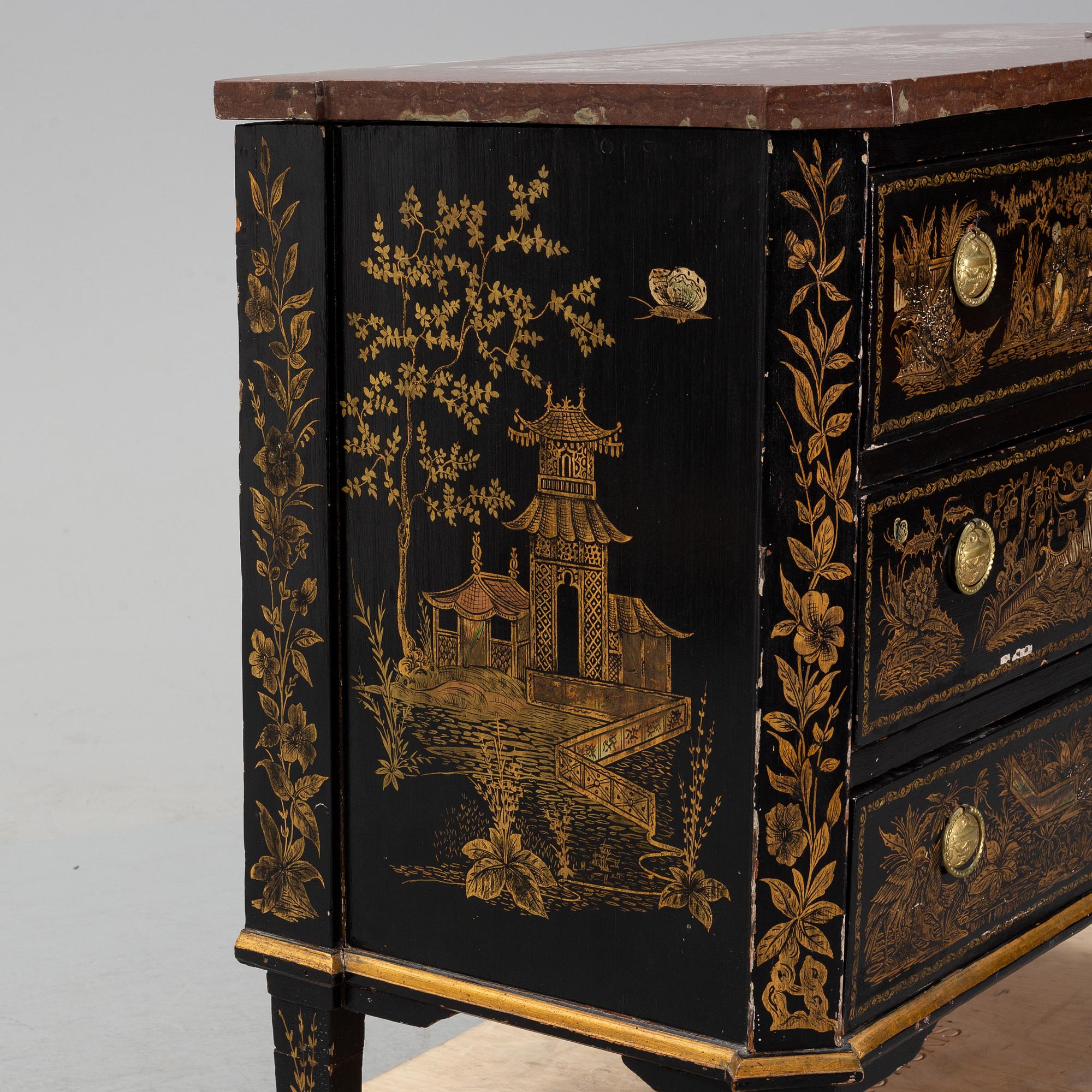 A 19th century gustavian style chest of drawers.