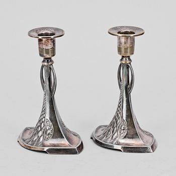 LJUSSTAKAR, ett par, försilvrad mässing, WMF, Jugend, Tyskland, 1900-talets början.