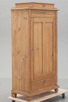 GARDEROB, allmoge, sk."Drängaskåp", 1800-talets andra hälft.