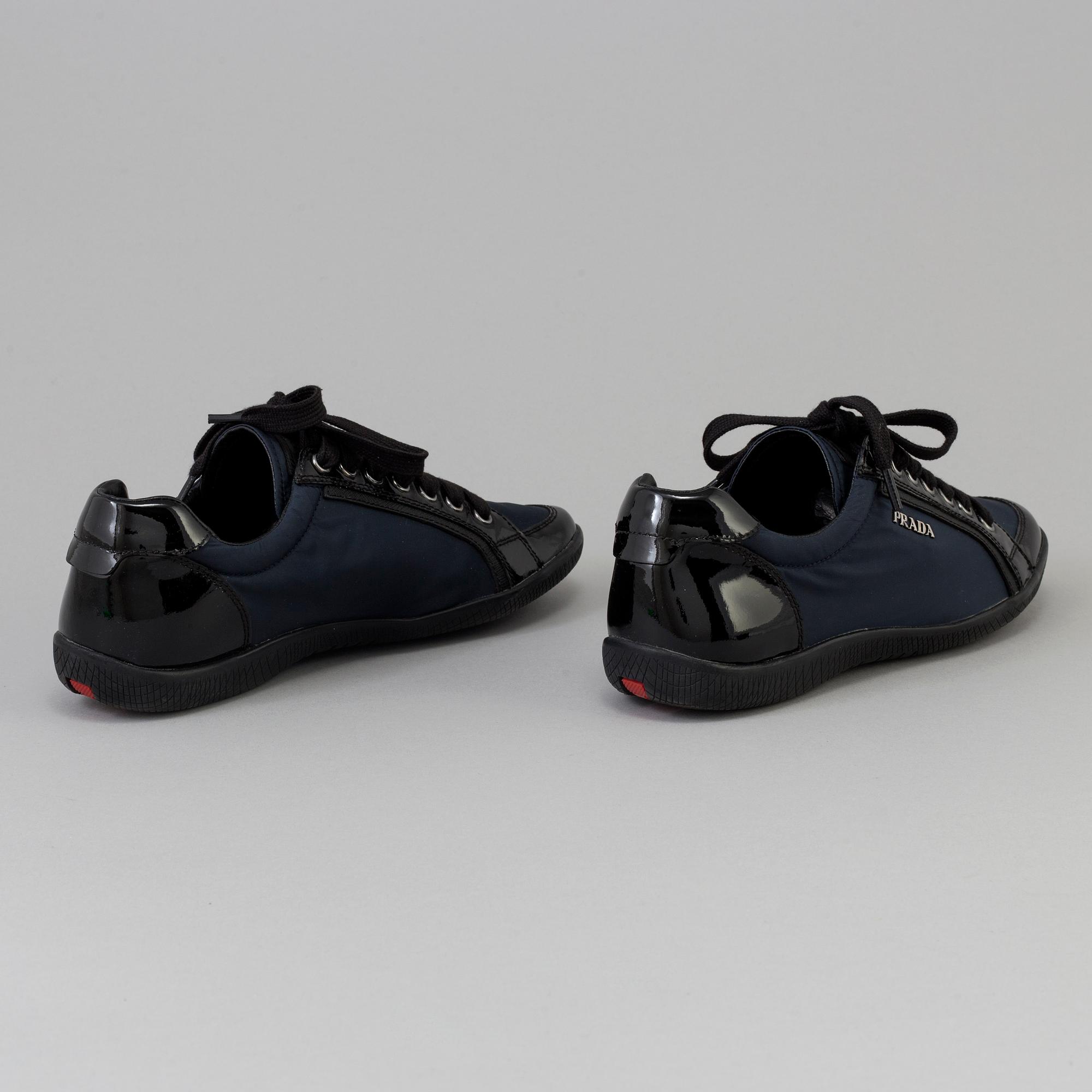 SNEAKERS, Prada, storlek 37.
