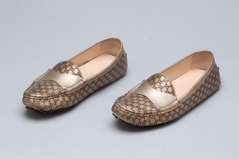 SKOR, dam. Gucci stlk 39½.