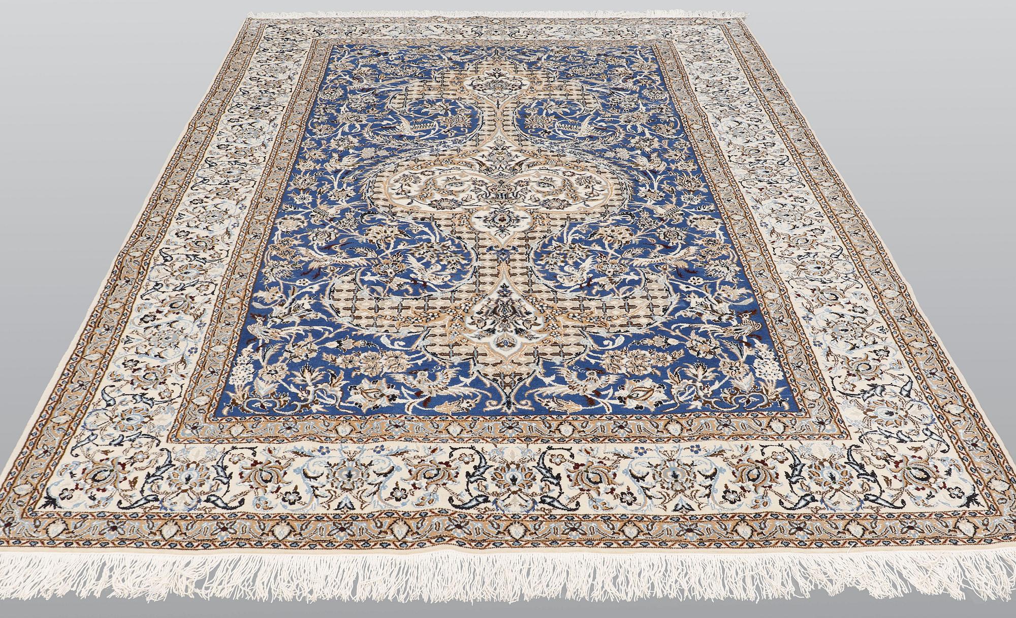 Matta, Nain, part silk, ca 310 x 210 cm.
