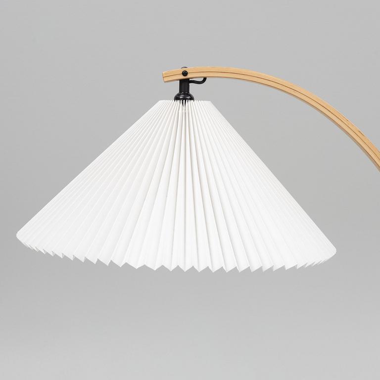 Mads Caprani, golvlampa, "Timberline", Gubi.