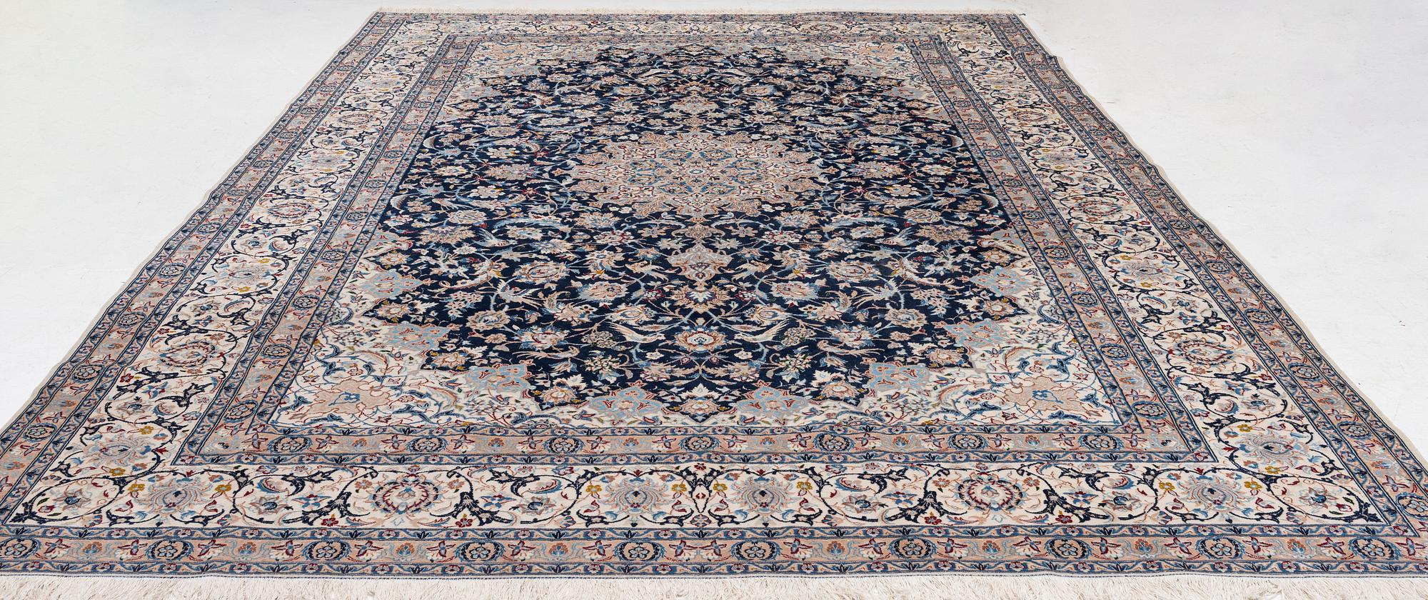 Carpet, Nain, approx. 440 x 310 cm.