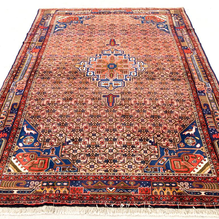 Orientalisk matta old ca 273x207 cm.