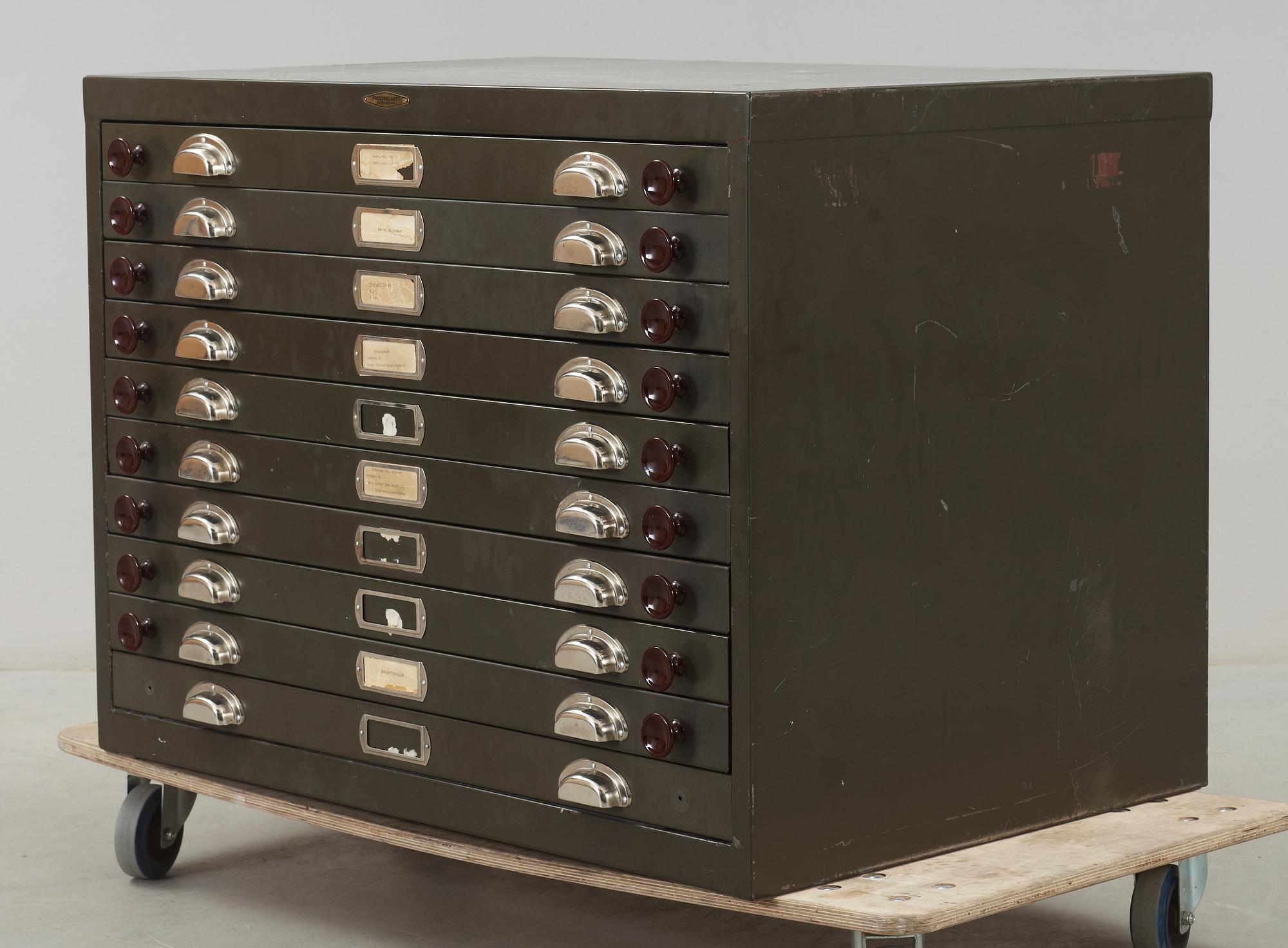 ARKIVSKÅP, Pressbolaget, Eskistuna, 1900-tal.