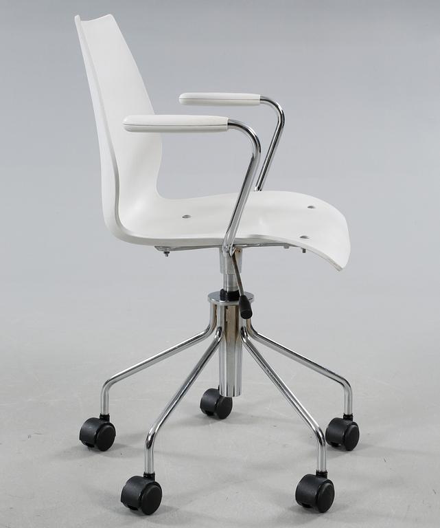 A office chair by Vico Magistretti, Kartell, 21th century.