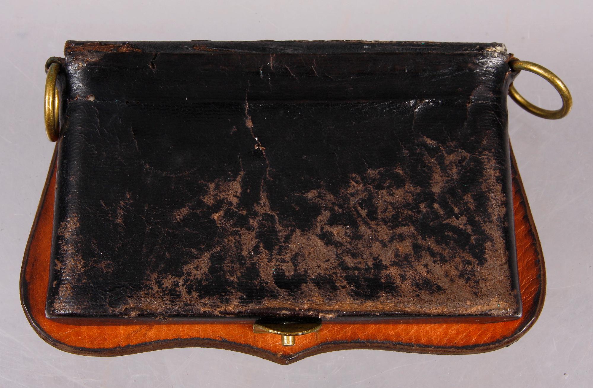PARTI MILITARIA, 9 delar, 1800/1900-tal.