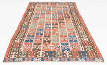 An antique Anatolian Aksaray kilim, ca 389 x 159 cm.