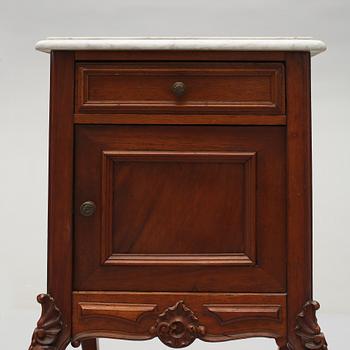 SÄNGBORD, ett par, Frankrike, omkring år 1900.