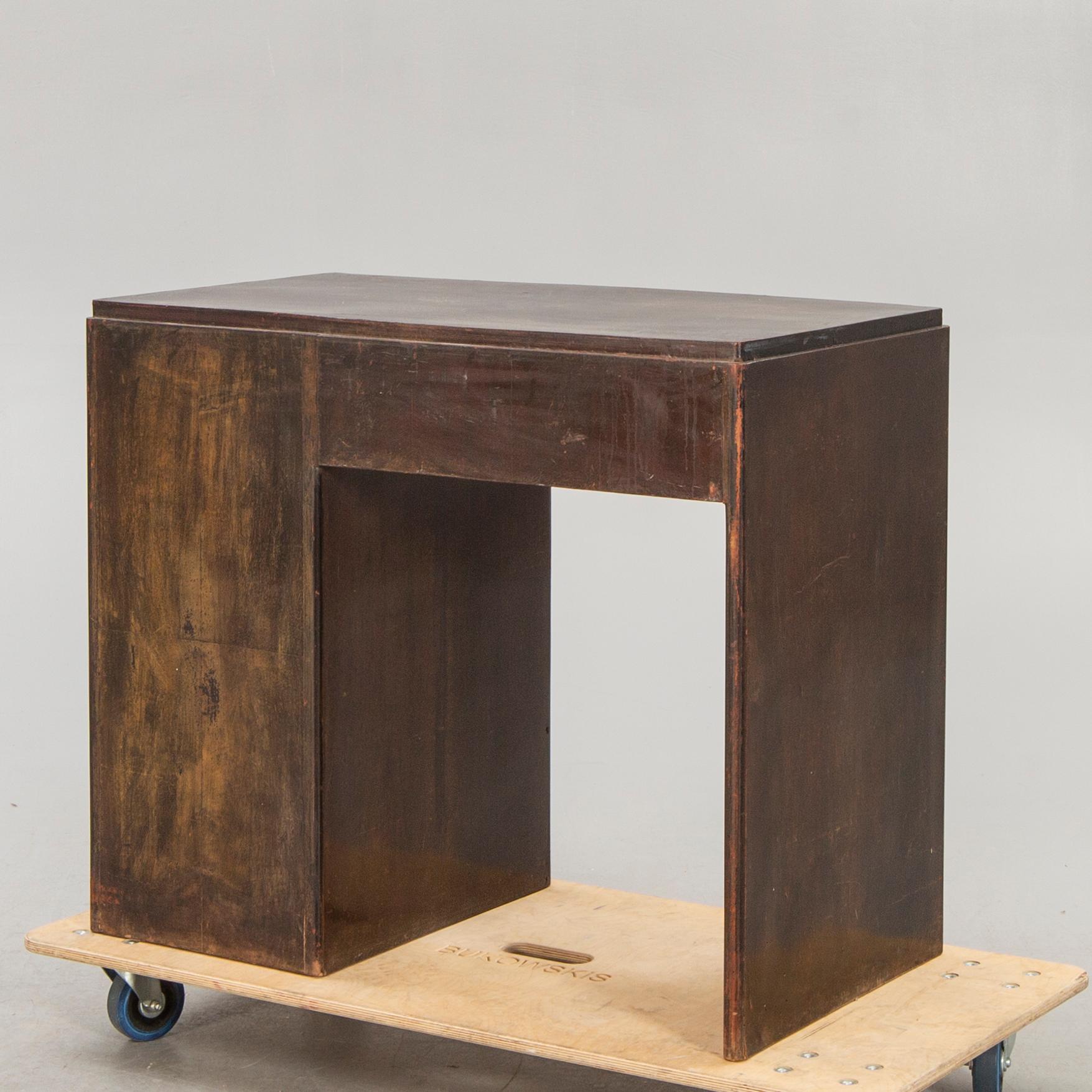 An Art Deco desk first half of the 20th century.