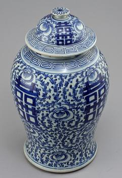 LOCKURNA, porslin, Kina, 1800-tal.