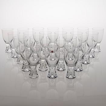 A 124-piece set of 'Tapio' glassware for Iittala.