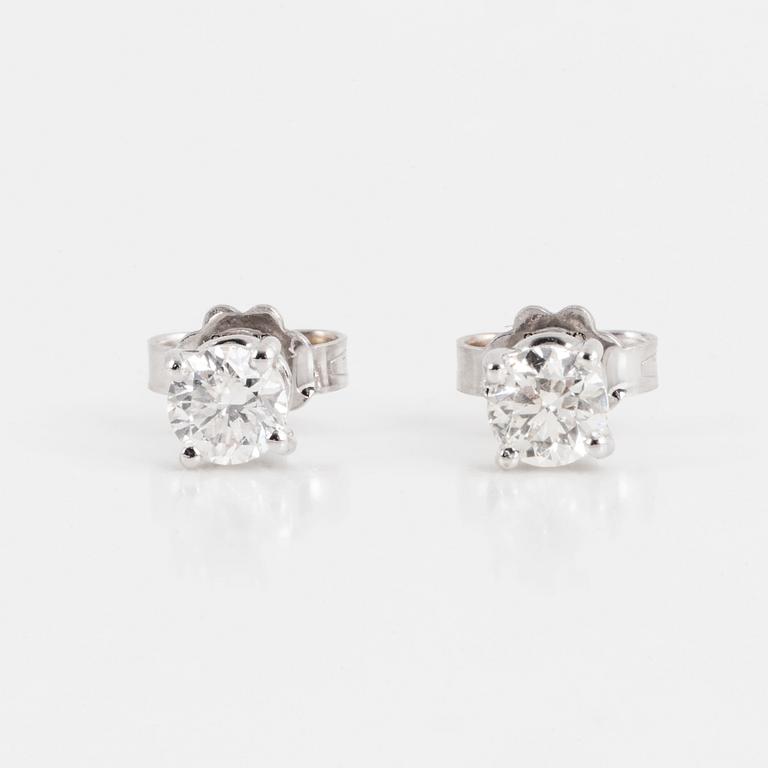 Brilliant-cut diamond earrings.