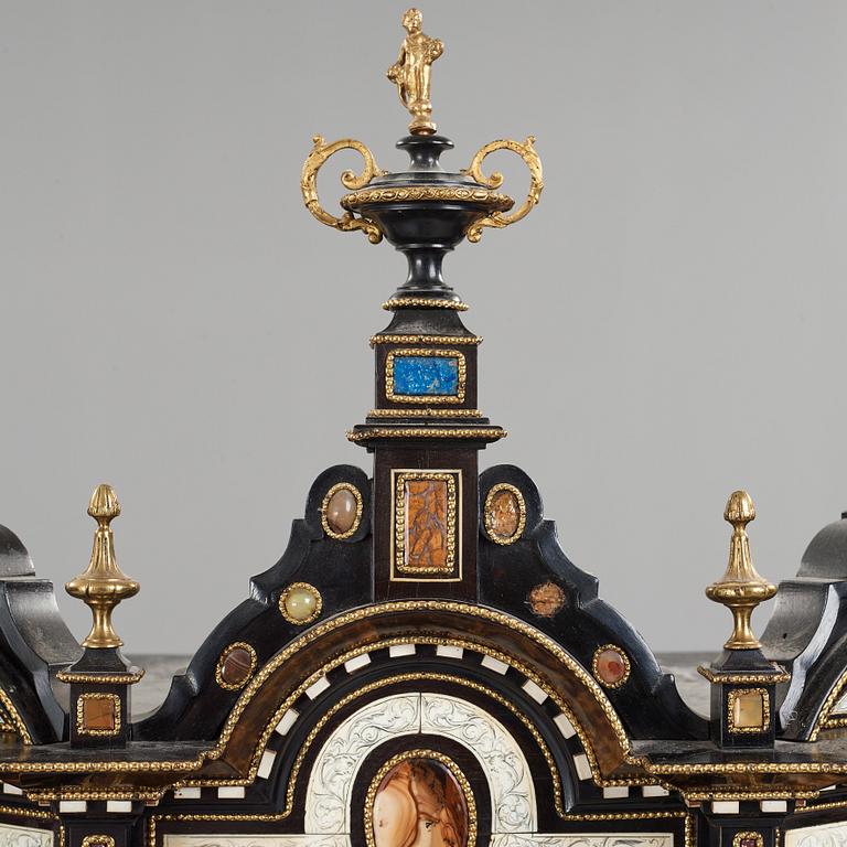 KABINETTSKÅP, av Ferdinando Pogliani (1832-1899), Milano, 1800-talets sista kvartal.