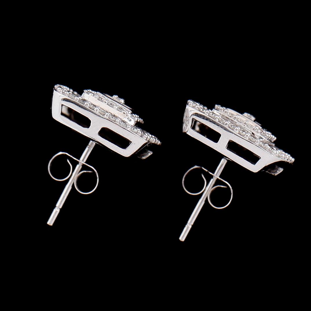 ÖRHÄNGEN, 1 par, 14 k guld med diamanter tot ca 1.15 ct.