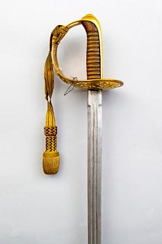 Sabel (pallasch) m/1893, för officer vid Kavalleriet. Lång modell.