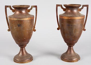 URNOR, 2 st, patinerad plåt, 1800/1900-tal.