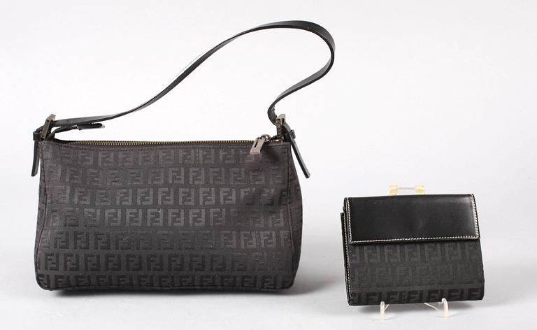 VÄSKA OCH PLÅNBOK, Fendi.