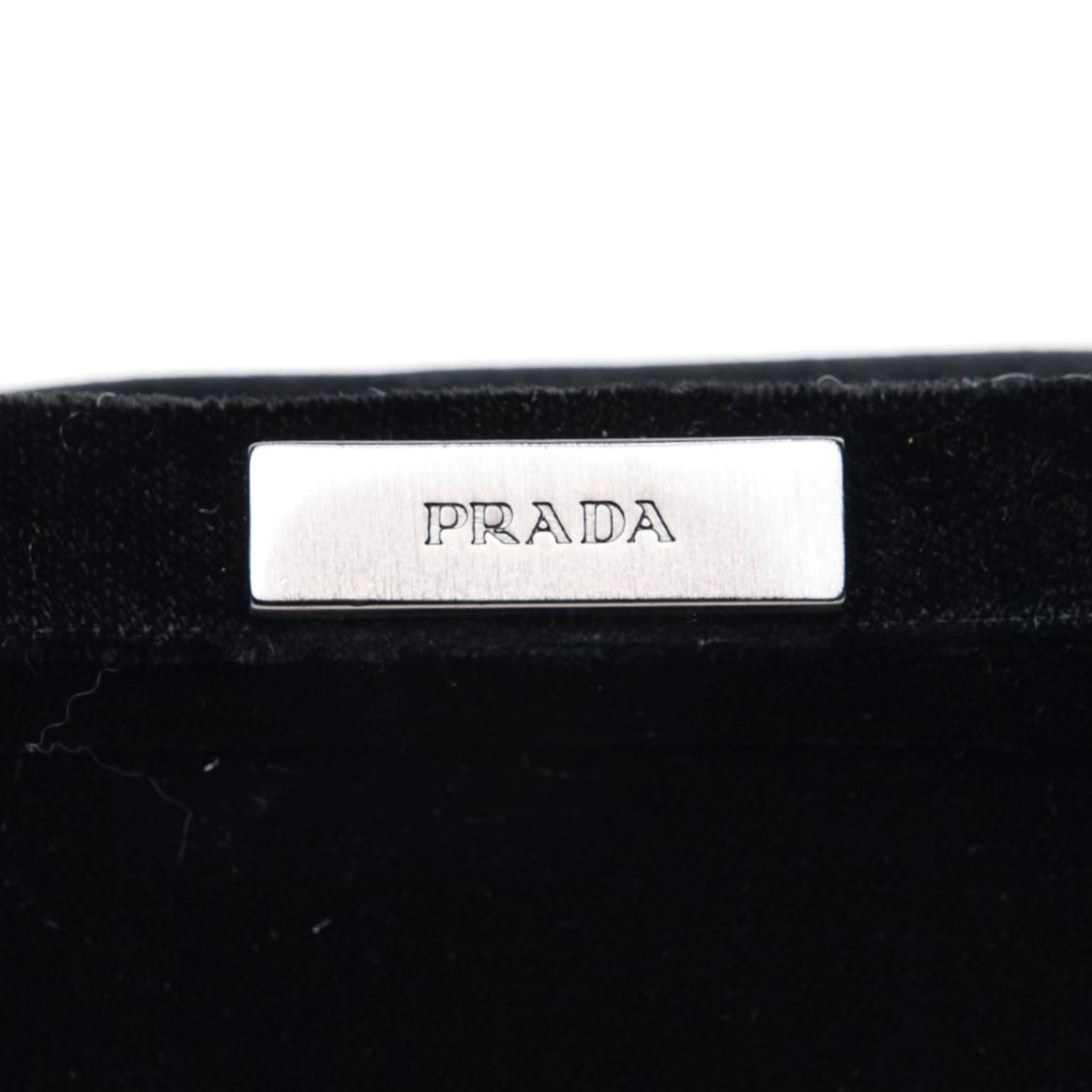 VÄSKA, Prada.