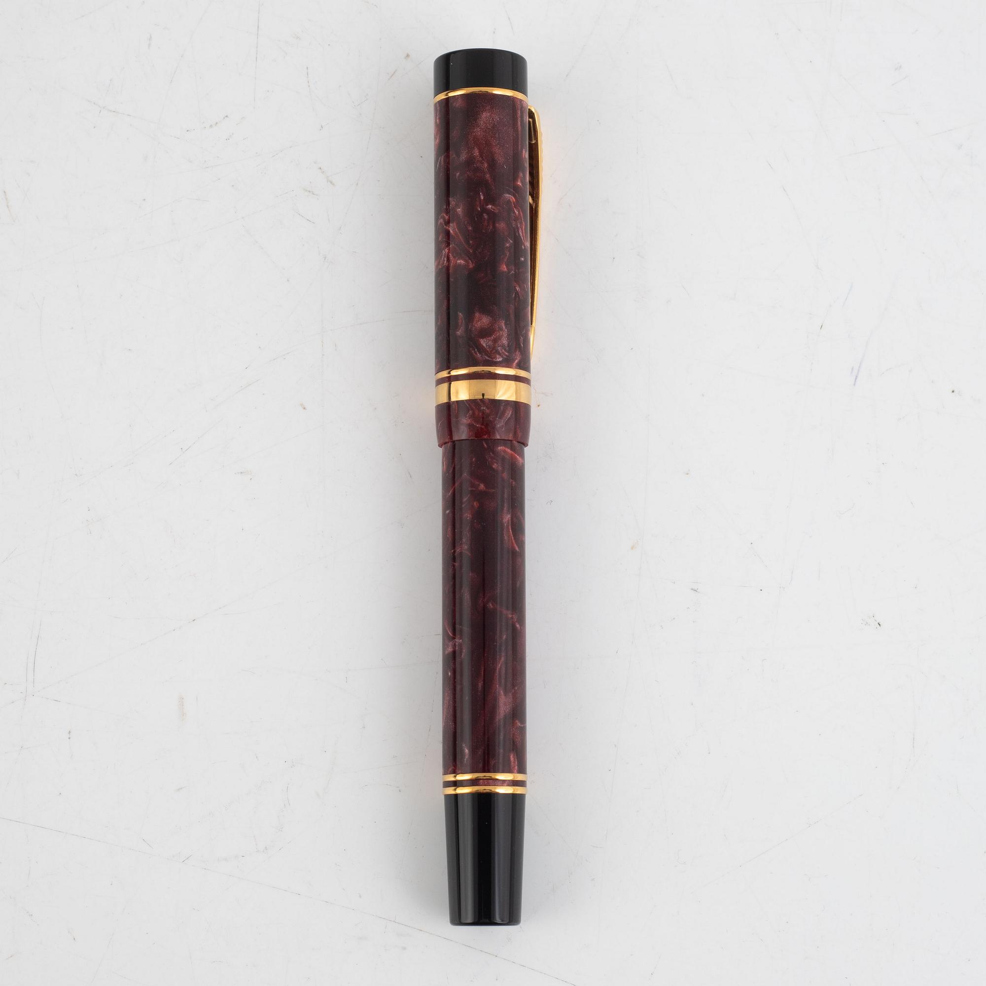 A fountain pen, 'Duofold Centennial', Parker.