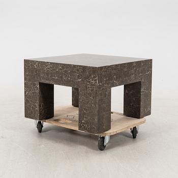 A late 20th century/21§st century travertin coffee table.