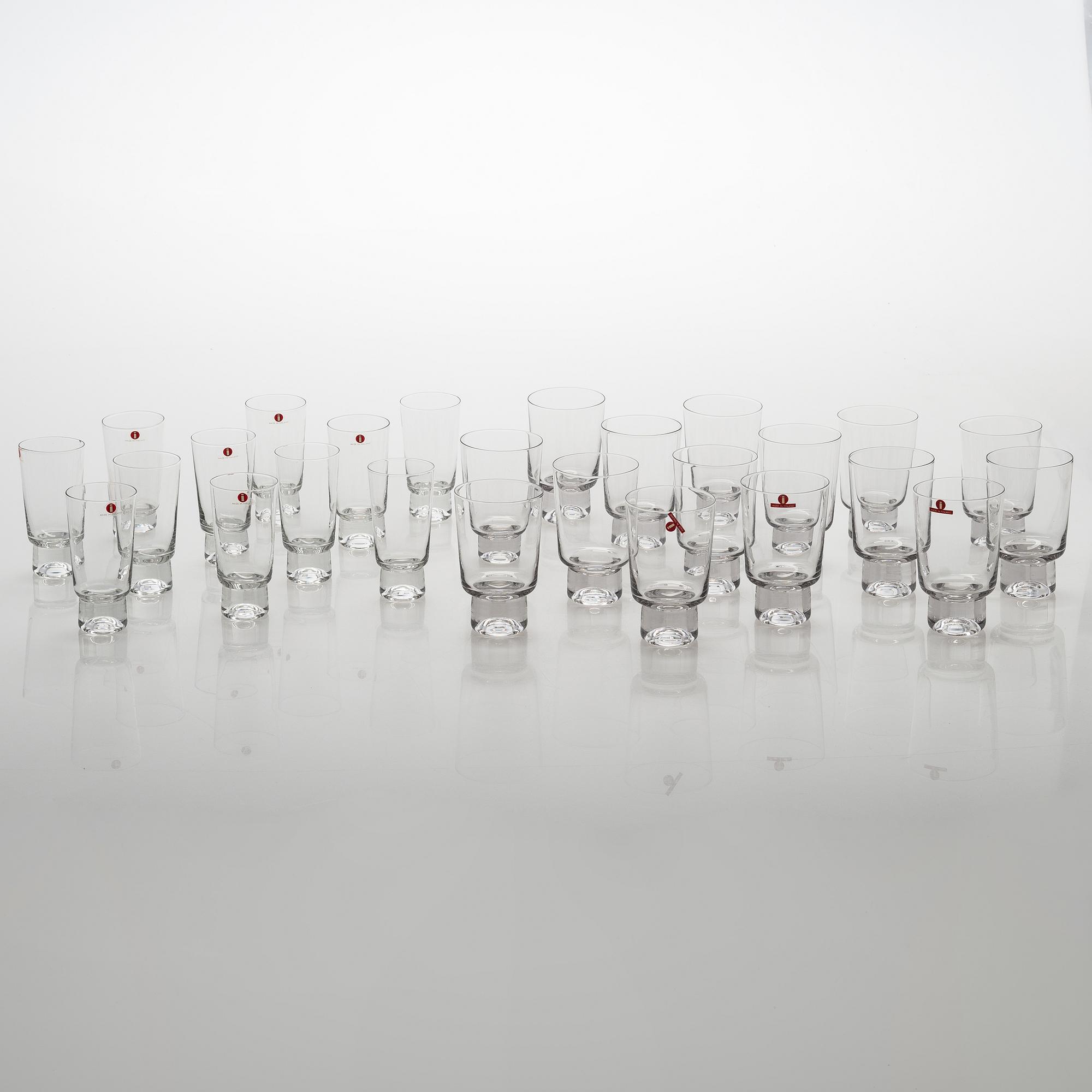 Tapio Wirkkala, A 47-piece glassware set "Future". Iittala, late 20th century.