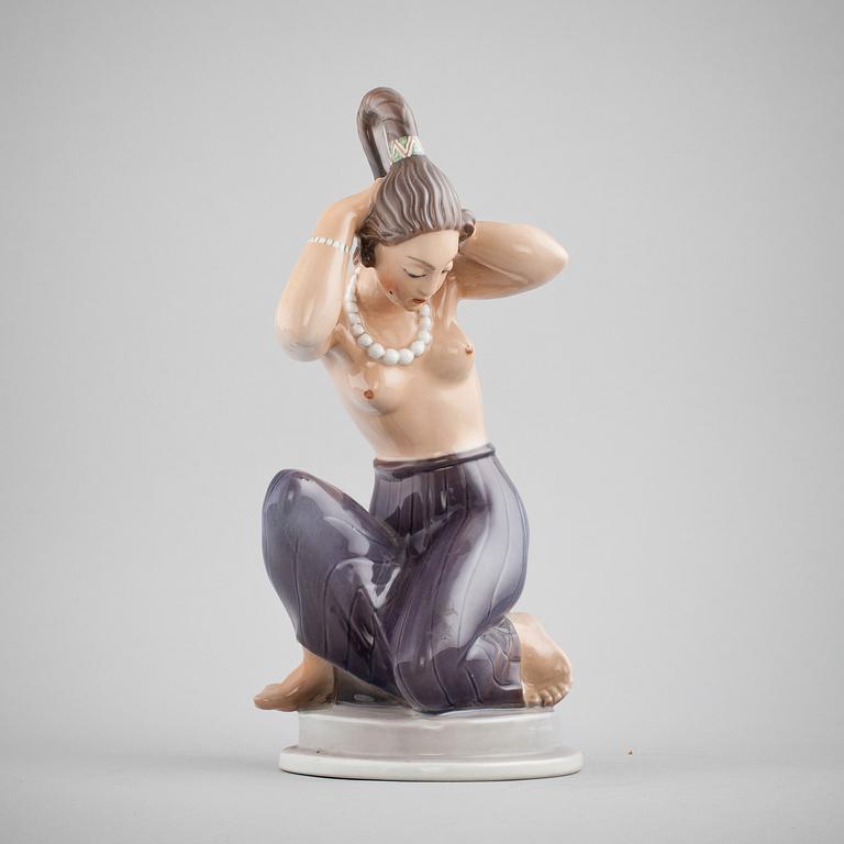 FIGURIN, porslin. Dahl Jensen, Danmark.