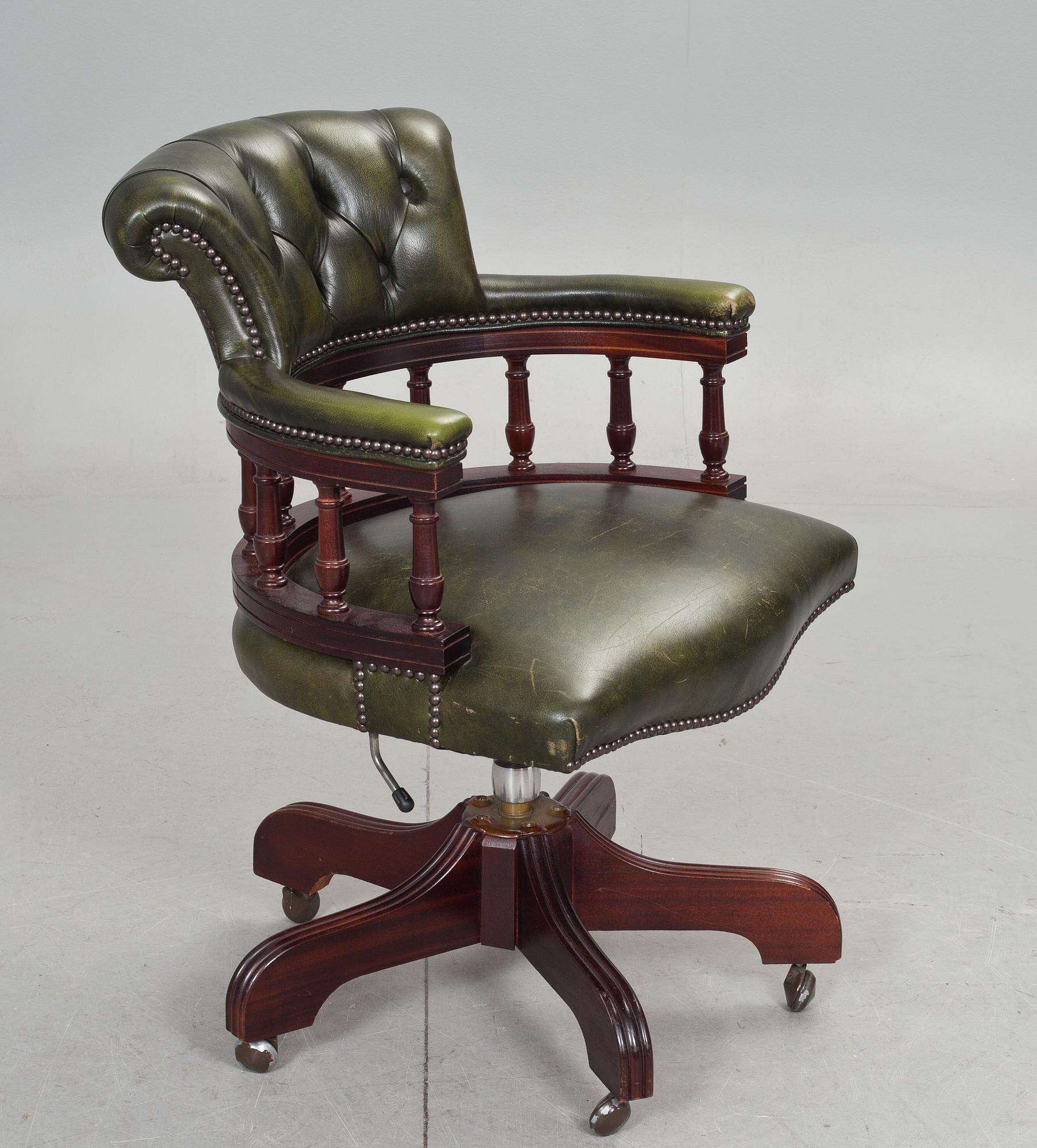 SKRIVBORDSSTOL, engelsk stil, 1900-talets slut.