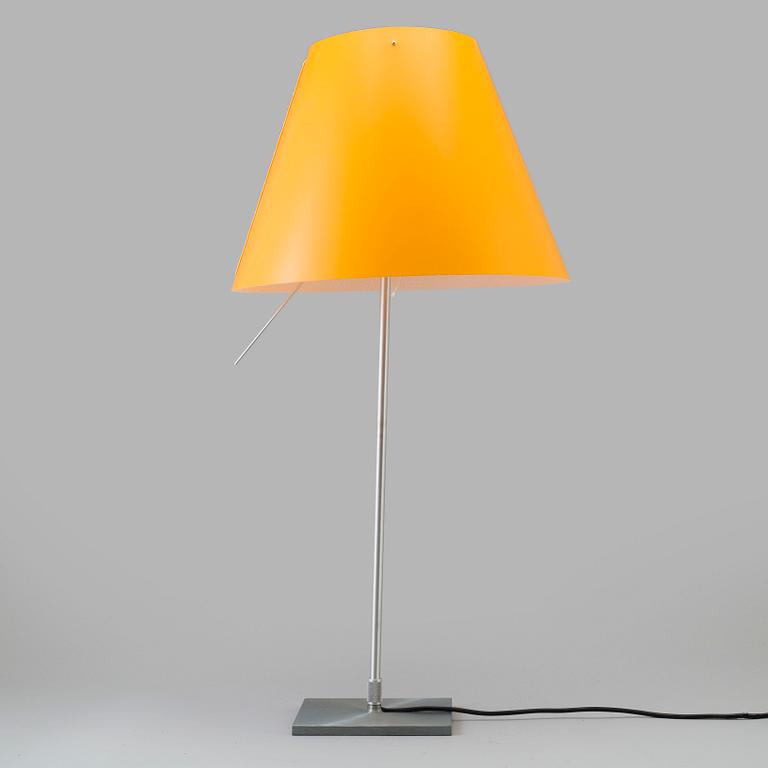 PAOLO RIZZATTO, bordslampa, "Costanza", Luceplan Italien, formgiven 1986.