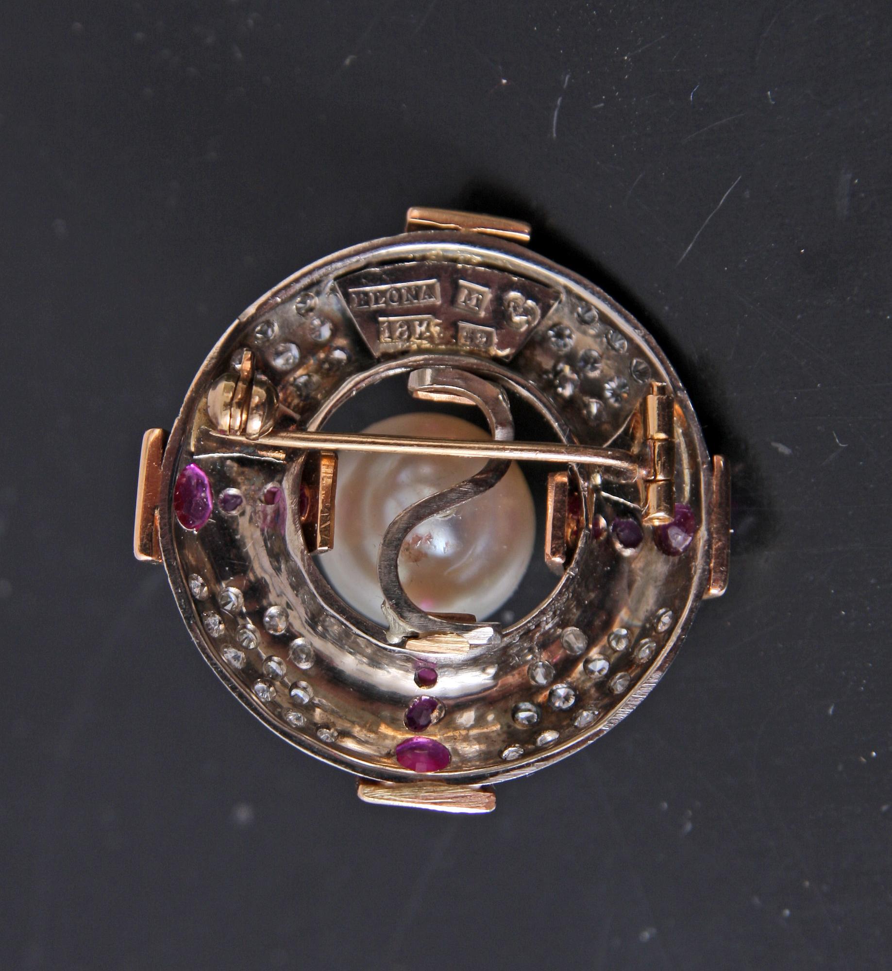 BROSCH, 18 K guld med pärla, briljanter och rubiner, Elon Arenhill 1968.