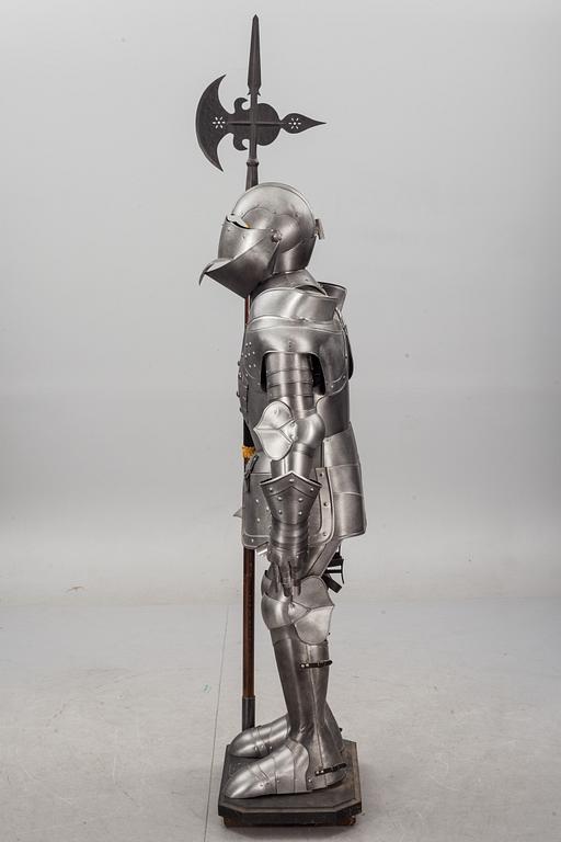 RUSTNING, efter äldre modell. Italien, sent 1900-tal.