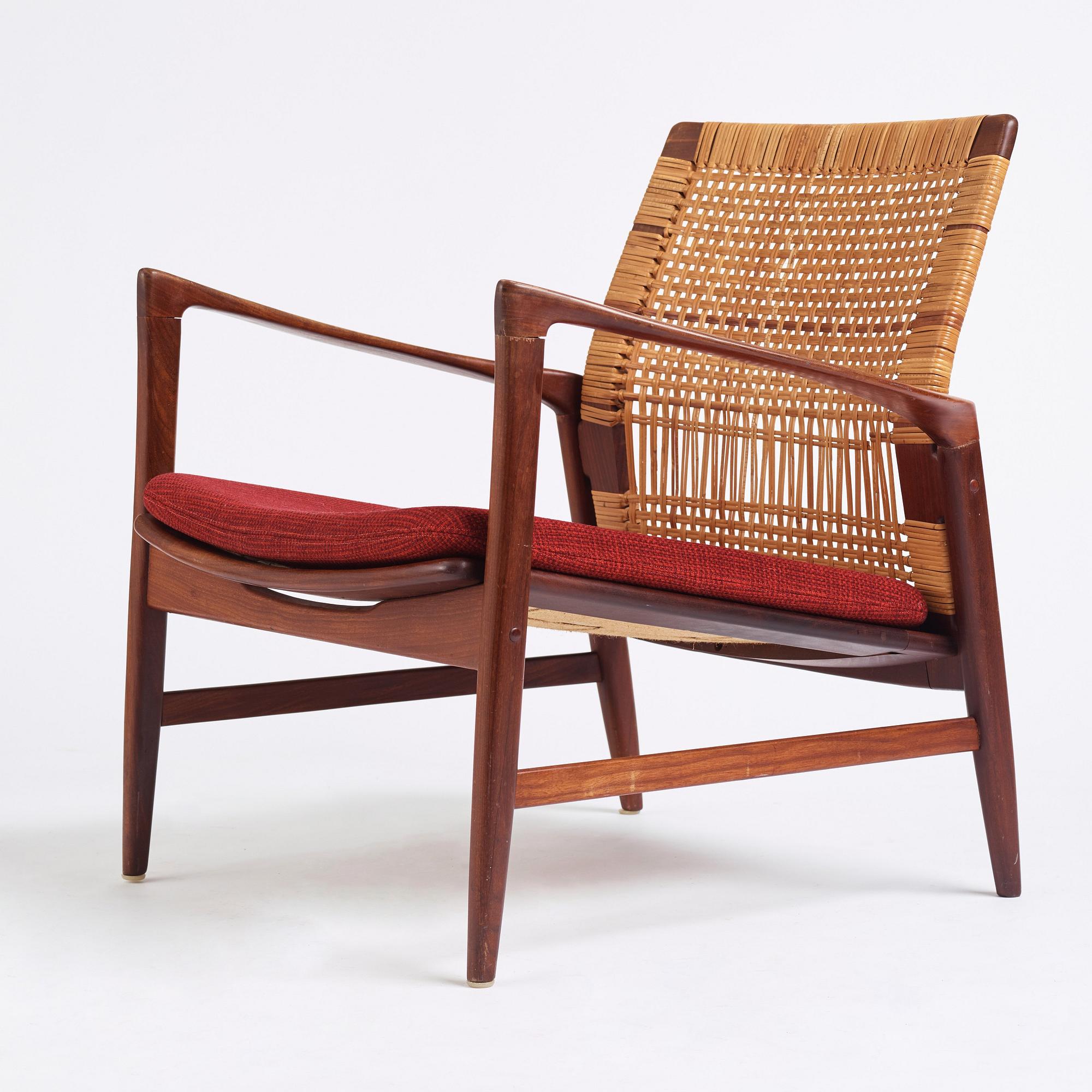 Ib Kofod-Larsen, an 'Åre' easy chair, model nr '809', Olof Persons Fåtöljindustri (OPE), Sweden, 1950-60s.